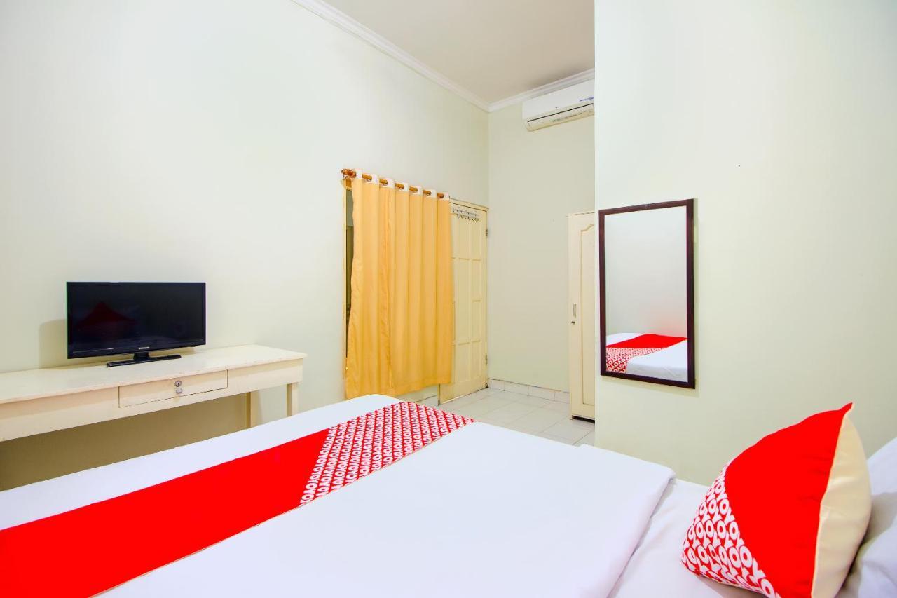 โอโย 3083 ดี คอสต์ 3 ชาเรียะฮ์ Hotel ยอกยาการ์ตา ภายนอก รูปภาพ